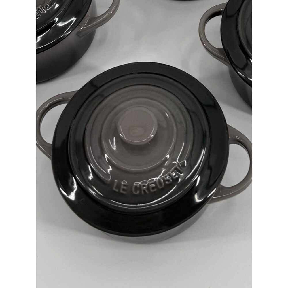 Le Creuset Mini Round Cocotte in Oyster | 8 oz - Picture 2 of 8